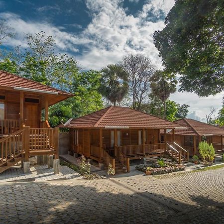 Casa Kandara Waingapu Exteriör bild