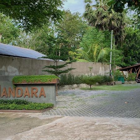 Casa Kandara Waingapu Exteriör bild