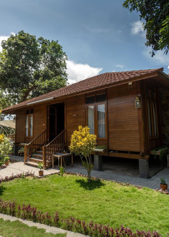 Casa Kandara Waingapu Exteriör bild