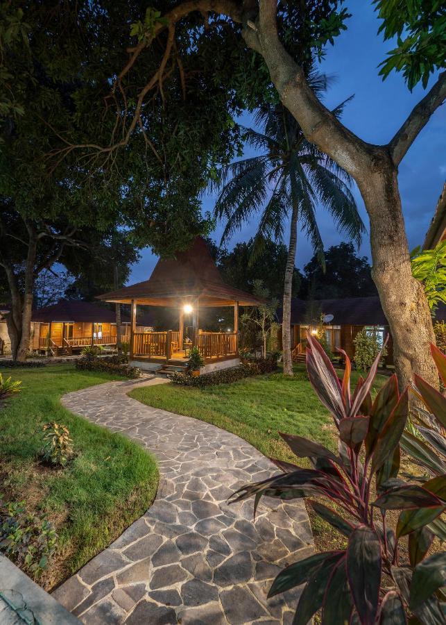 Casa Kandara Waingapu Exteriör bild
